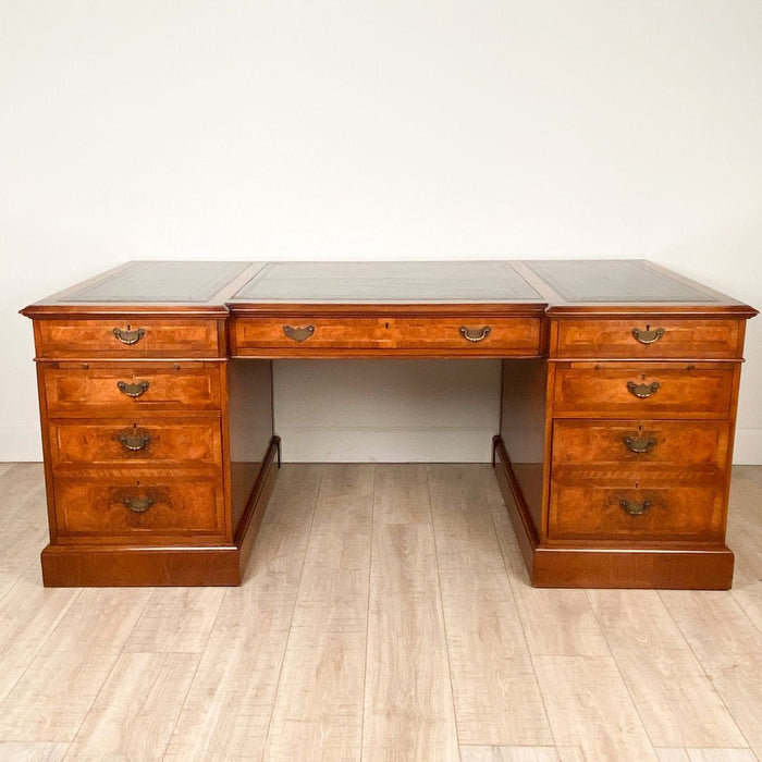 Top 6 Best Ways to Style Antique Furniture for Interior Designers in the Bay Area