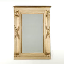 How to Style an Antique Mirror: Interior Designer Guide