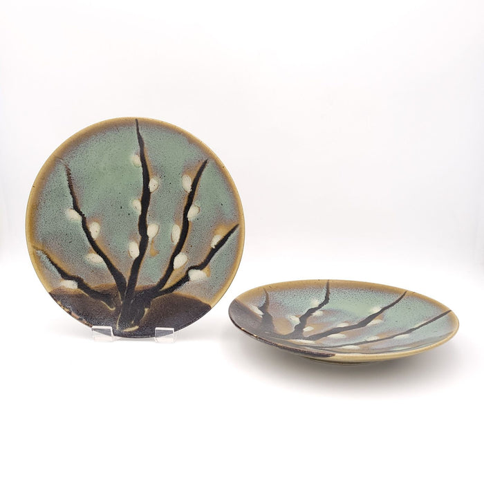Pair of Karatsu Stoneware Dinner Plates, Japan circa 1920