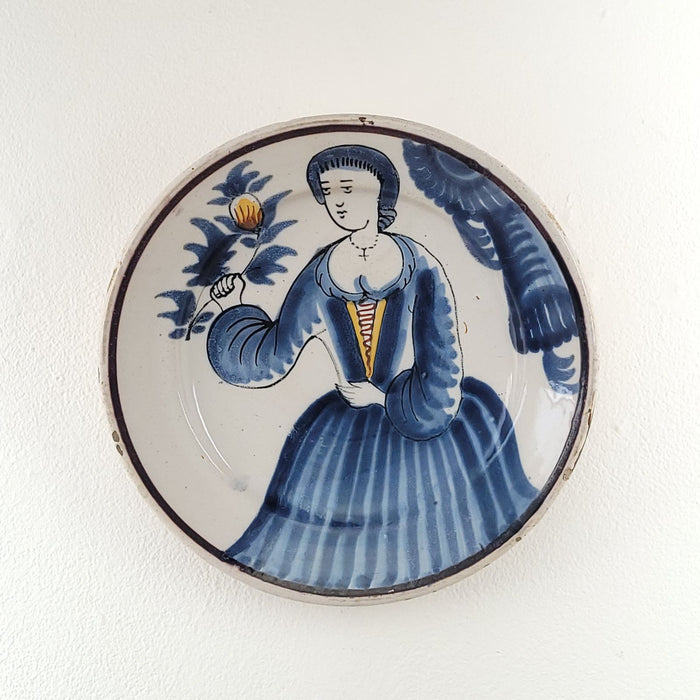 Elizabeth I of England Delftware Charger, Holland circa 17th century