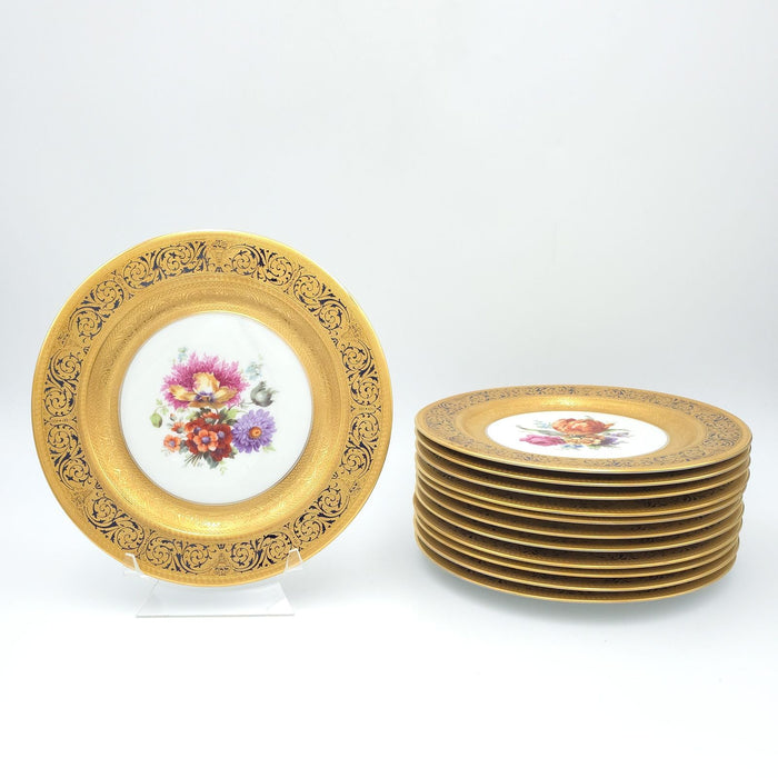 Set of Twelve Hutschenreuther Plates, Germany circa 1900