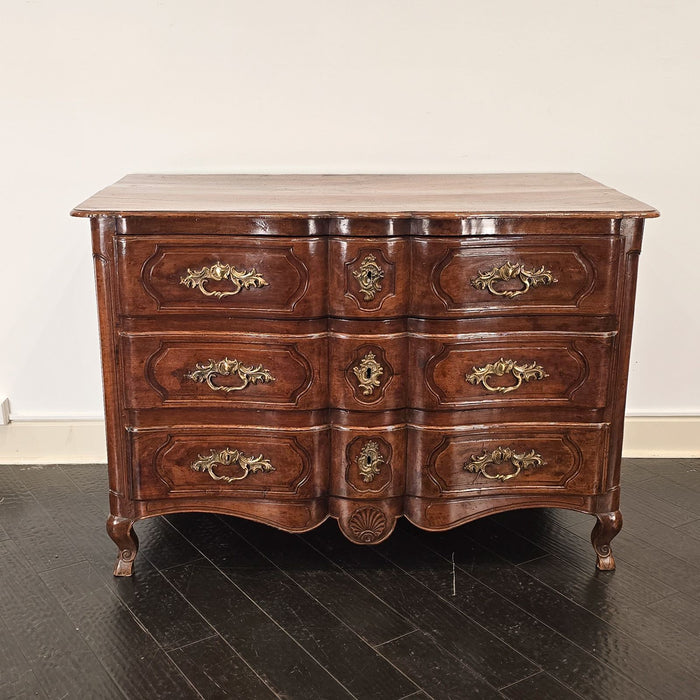 Louis XVI Walnut Commode, Italy circa 1790