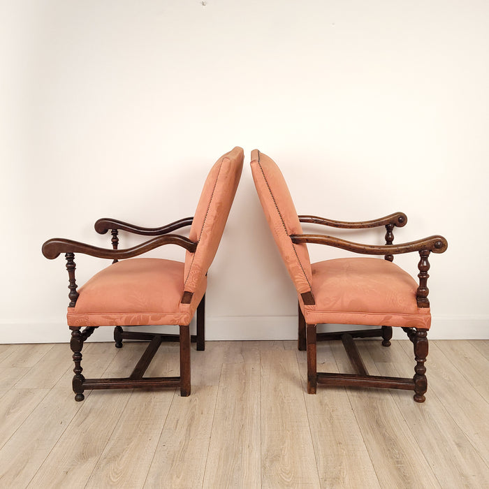 Pair of Similar Baroque Upholstered Armchairs in Walnut, France or Italy, Early 18th Century
