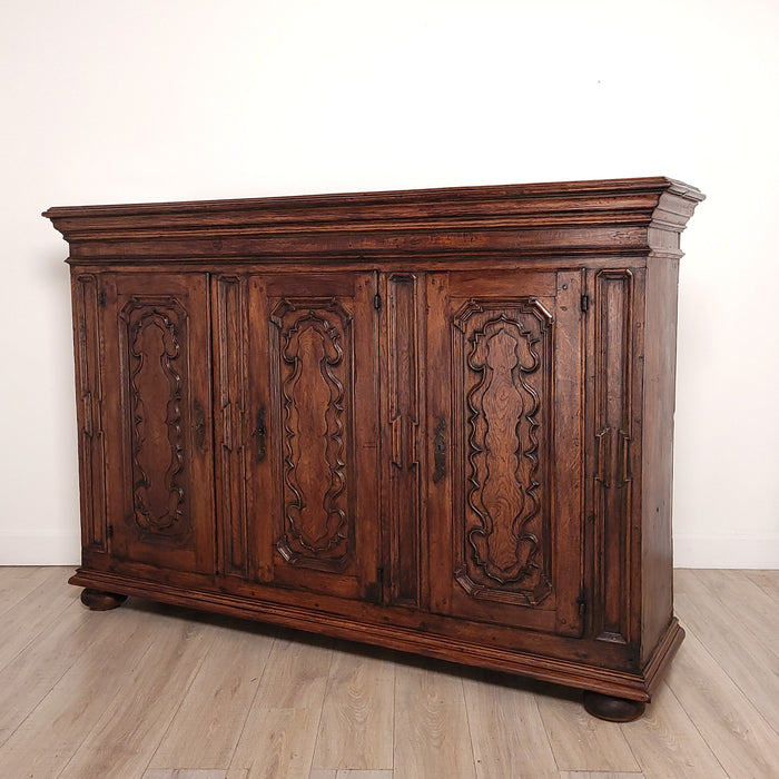 German or Italian Dairy Cabinet in Elm, circa 1720