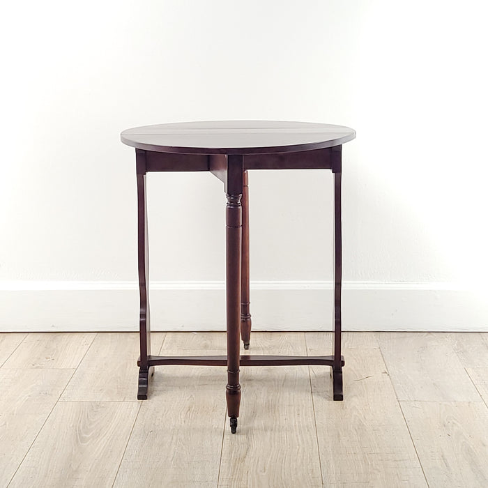 Provincial French Directoire Small Round Dropleaf Table in Cherry, 19th century
