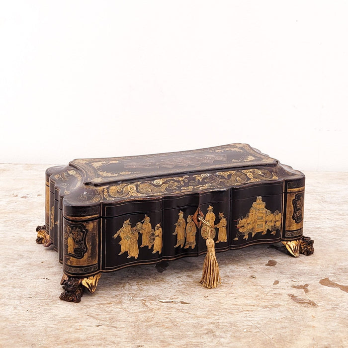 Opulent Scalloped Lacquered Chinese Export Box, circa 1850