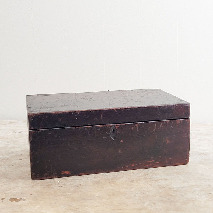 Rustic Box, U.S.A., circa 1870