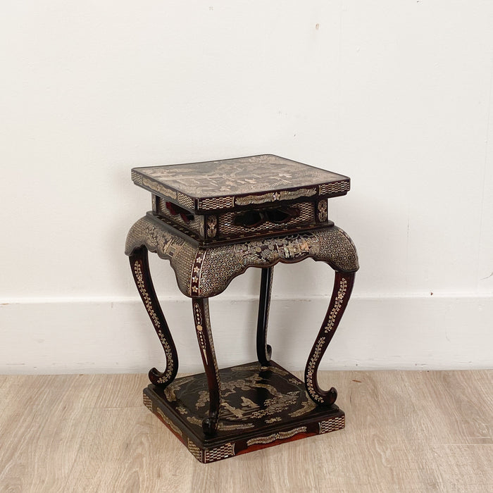 Inlaid Lacquered Small Table, Japan, circa 1840